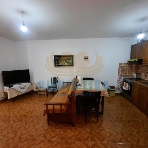 Shitet Apartament 1+1 ne Golem