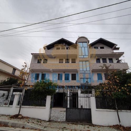 Shitet Hotel 4 katesh ne Golem