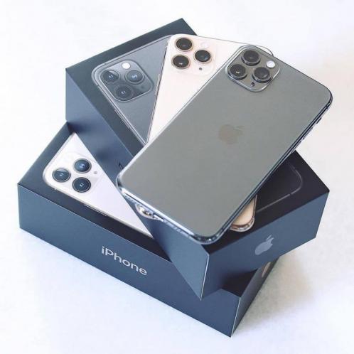 Selling Apple iPhone 12 Pro Max 512Gb W/A: +17622334358