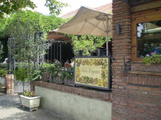 VILA LOGORECI